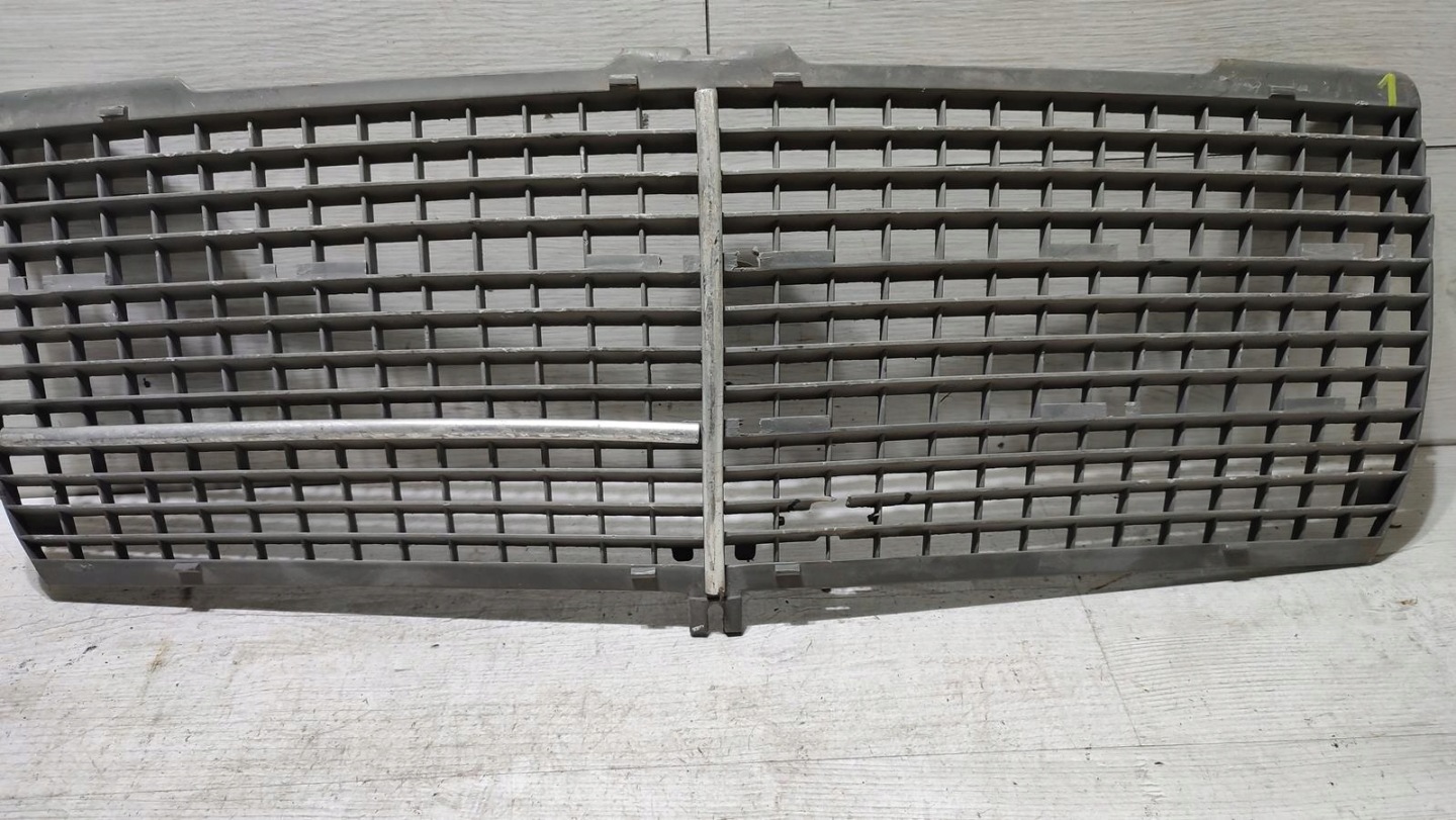 Grill Grill Mercedes w124