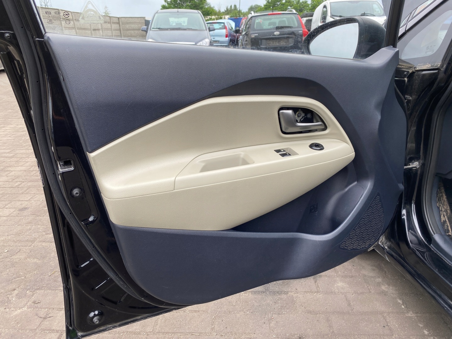 upholstery side left front Kia RIO 3 III 11-17