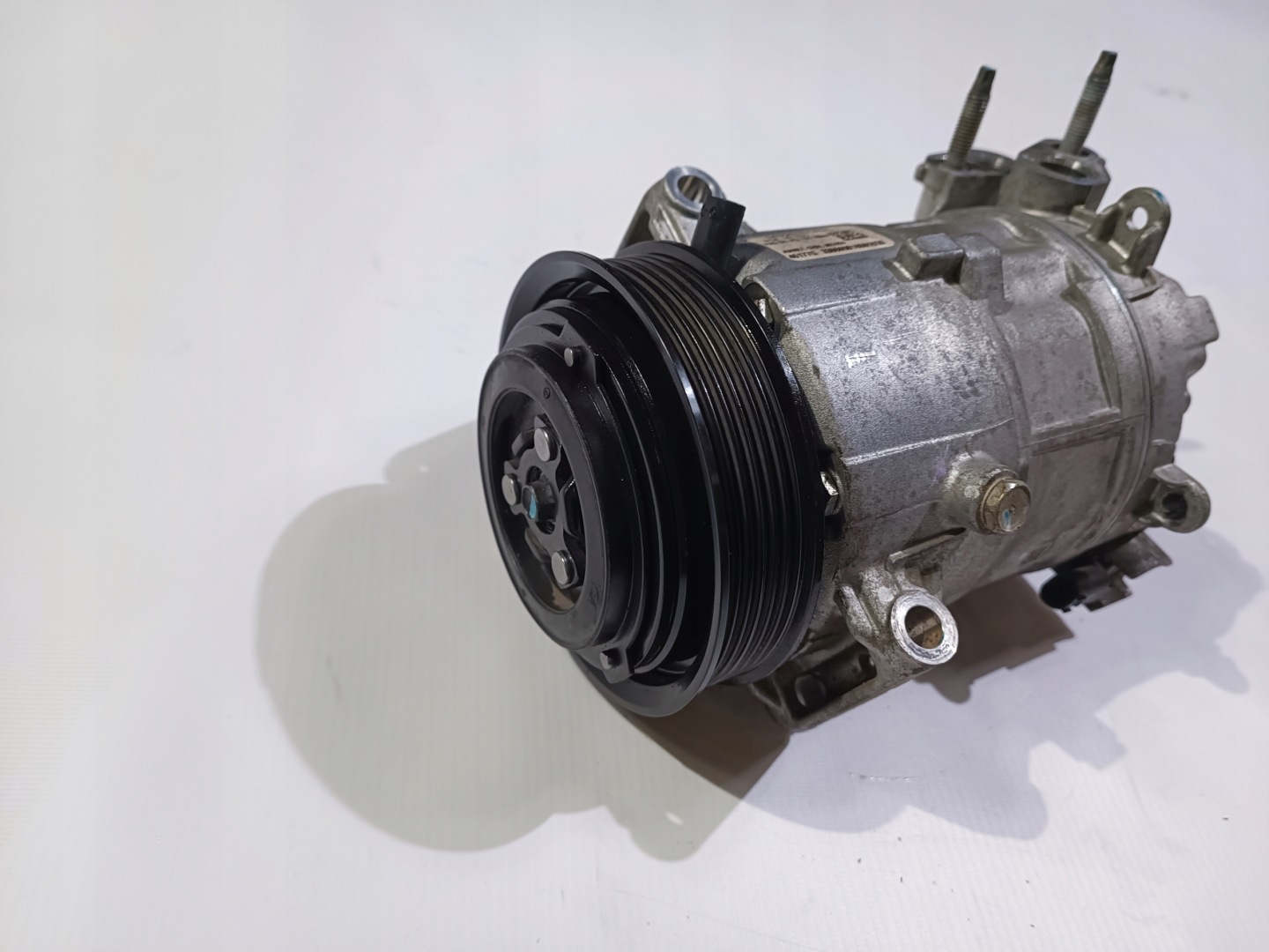 compressor; compressor of the air conditioning Chrysler Pacifica 3.6 2017