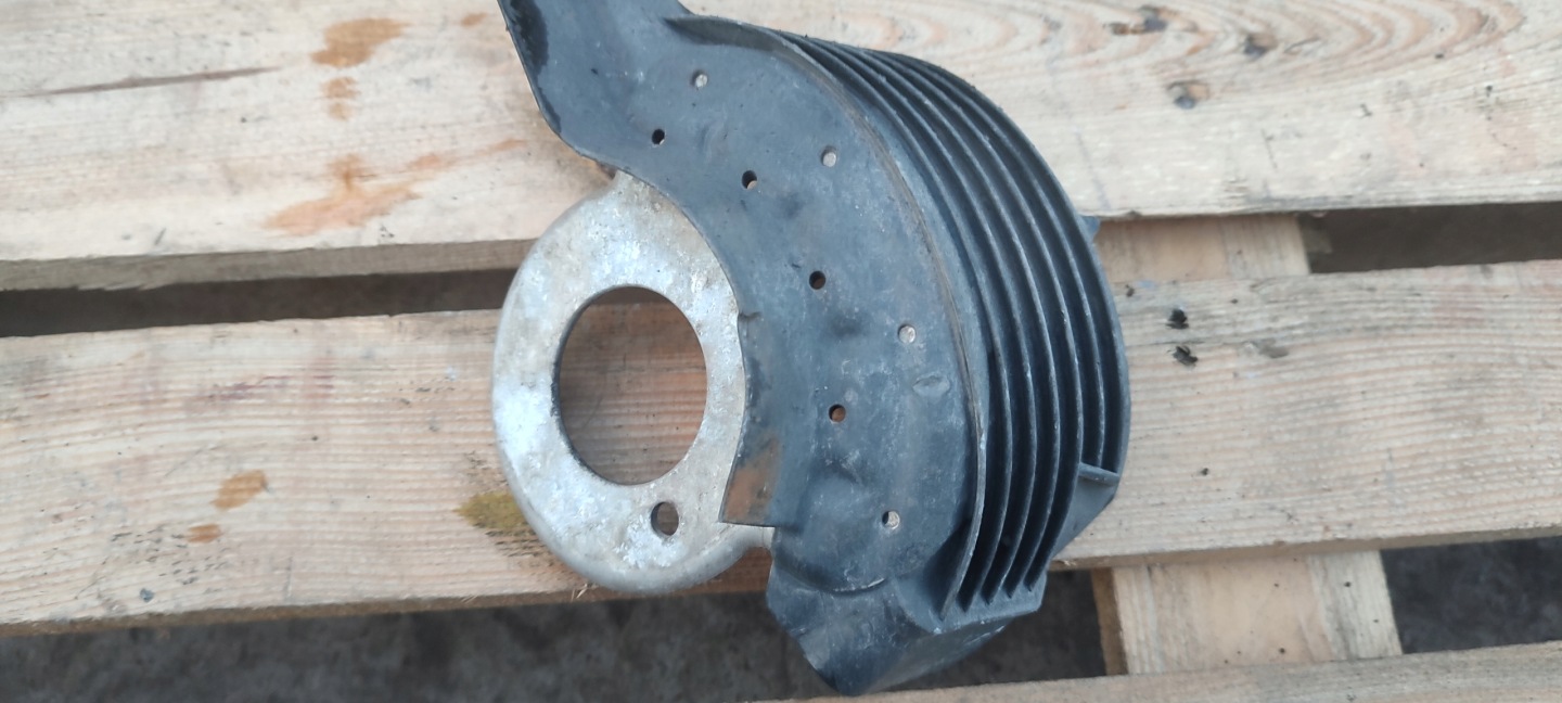 cover tyres pad springs right Audi A4 B8 A6 C7 8K0511540E