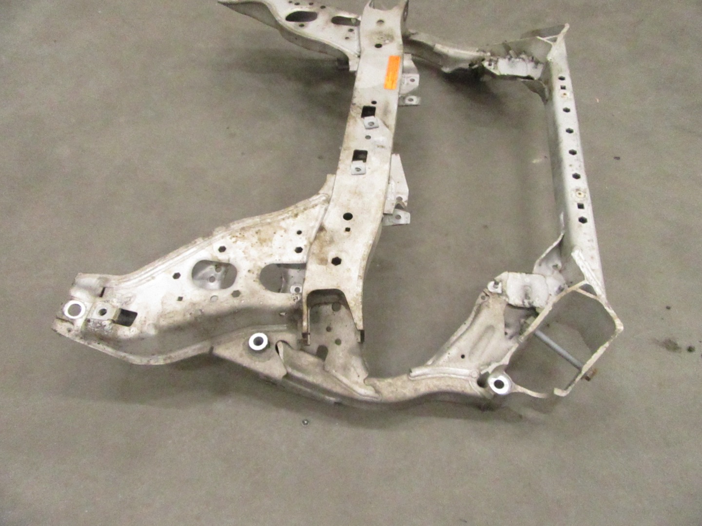 Lawa vorne Achsträger unter Motor Achsträger BMW e81 e82 e87 e90 e91 e92
