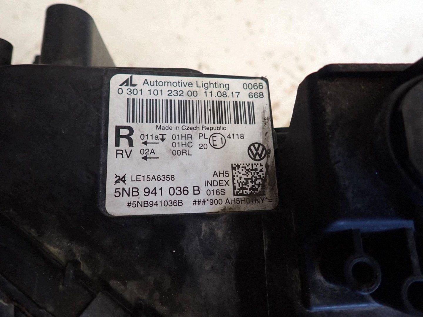 light front front right VW TIGUAN II 2015- FULL LED 5NB941036B