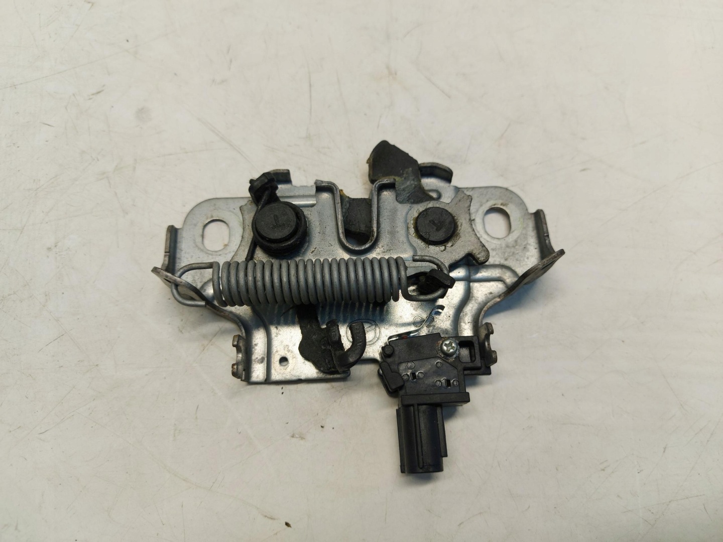 Mazda CX60 PHEV bonnet latch lock left front