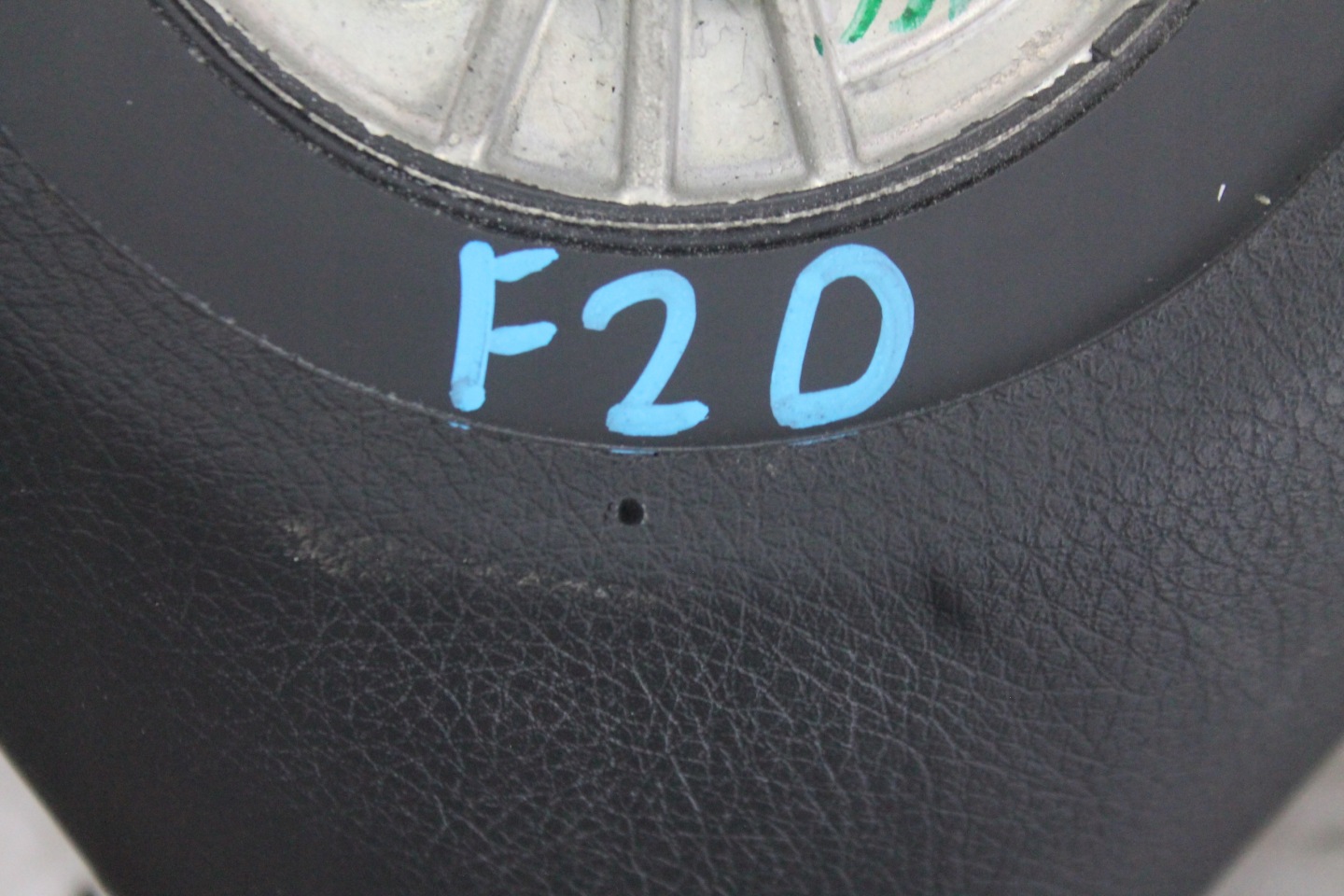 KIEROWICA leather MULTI BMW SERIA 1 F20 11-19