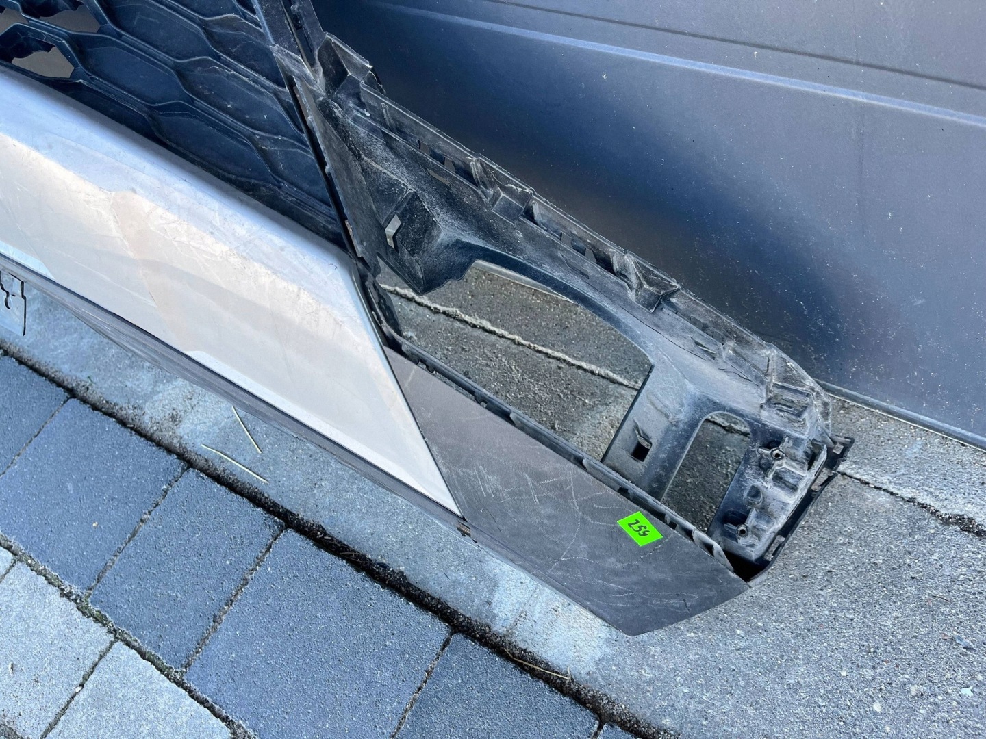 accessori Paraurti Anteriore VOLKSWAGEN T-ROC 2GA805903D @M