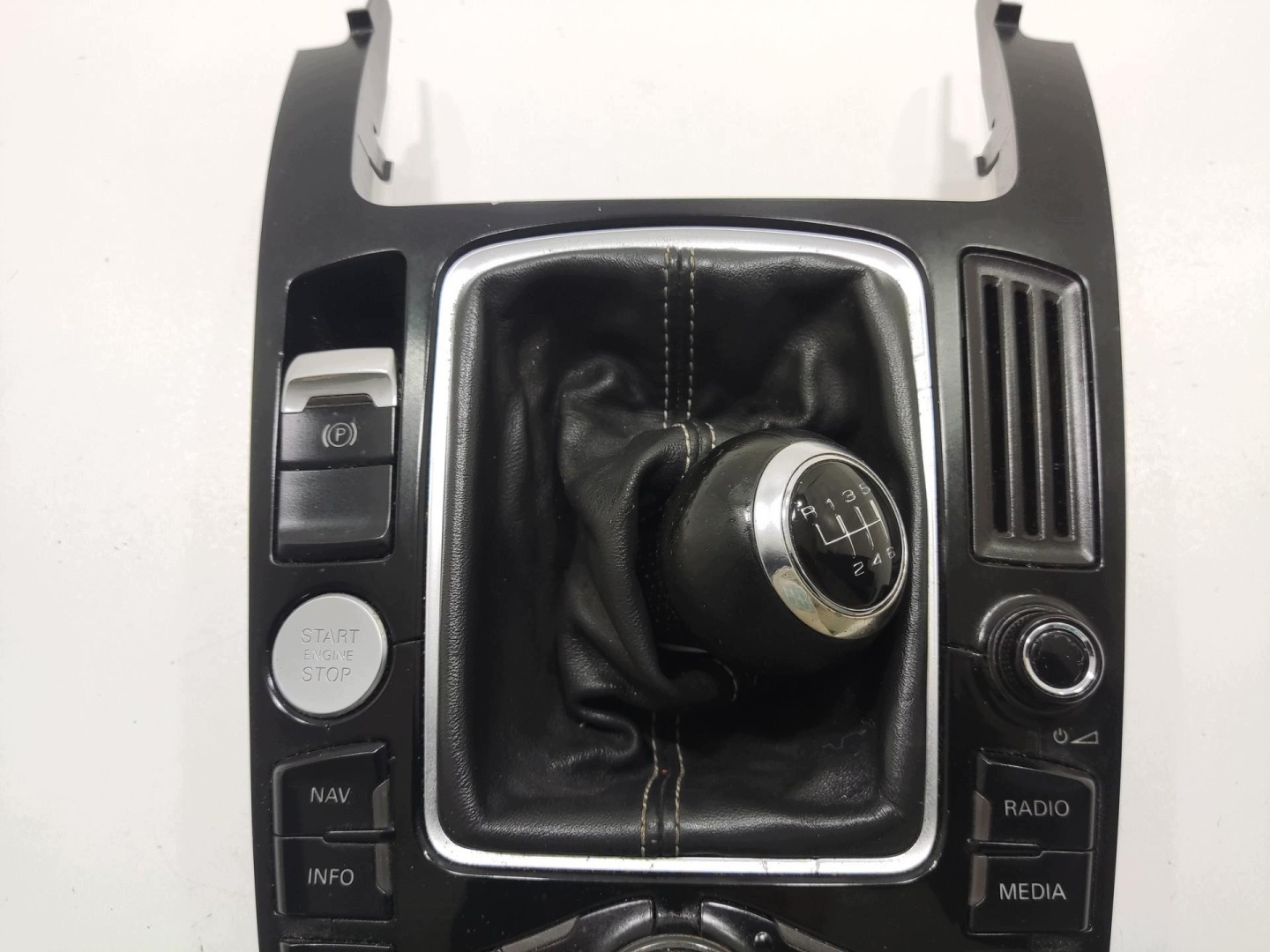 control panel MMI TUNELU SRODKOWEGO AUDI A4 B8 2007-2011 8T0919609C