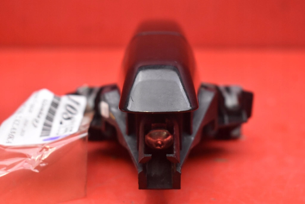 handle right front SANTORINI BLACK BJ32-224N02 JAGUAR F-PACE X761 16-20
