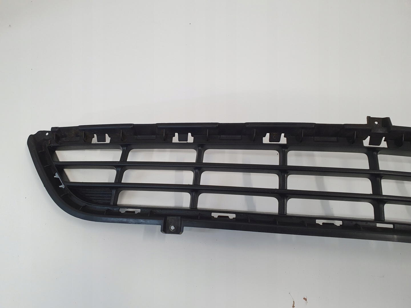 OPEL MOKKA central grid of a bumper front
