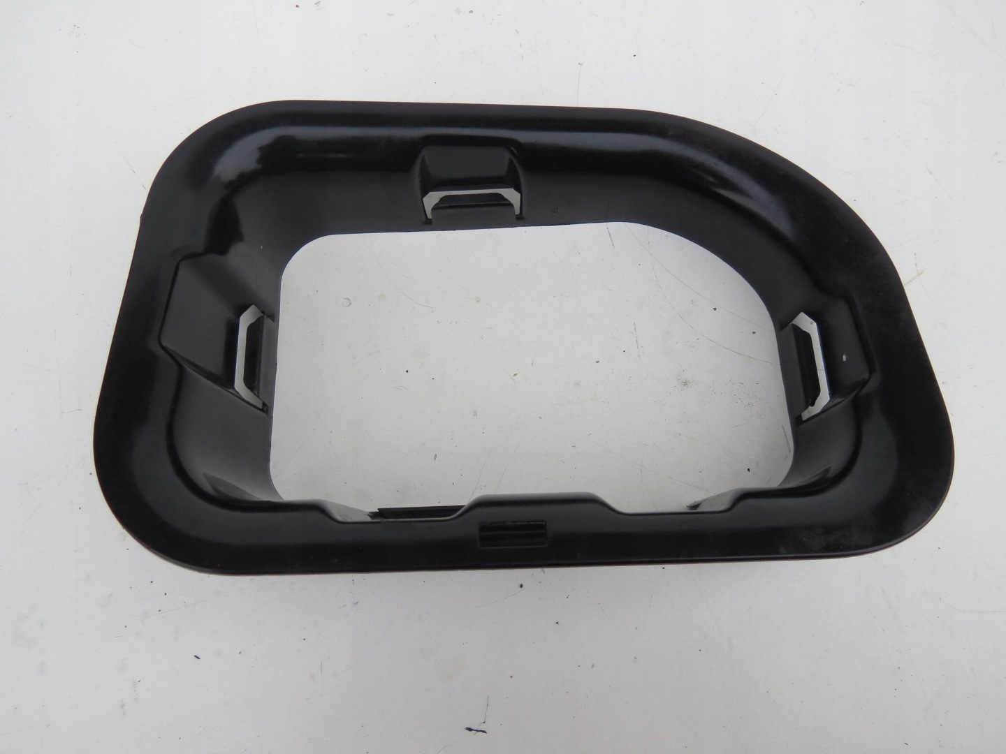 intake air KRATKI VOLVO XC90 30643490