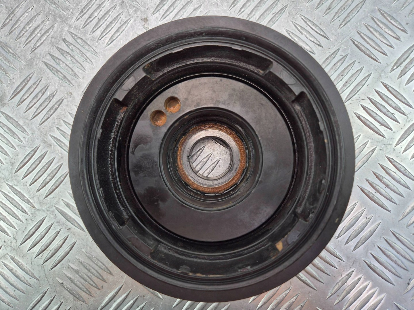 Mercedes E350 A207 crank pulley A2720300803