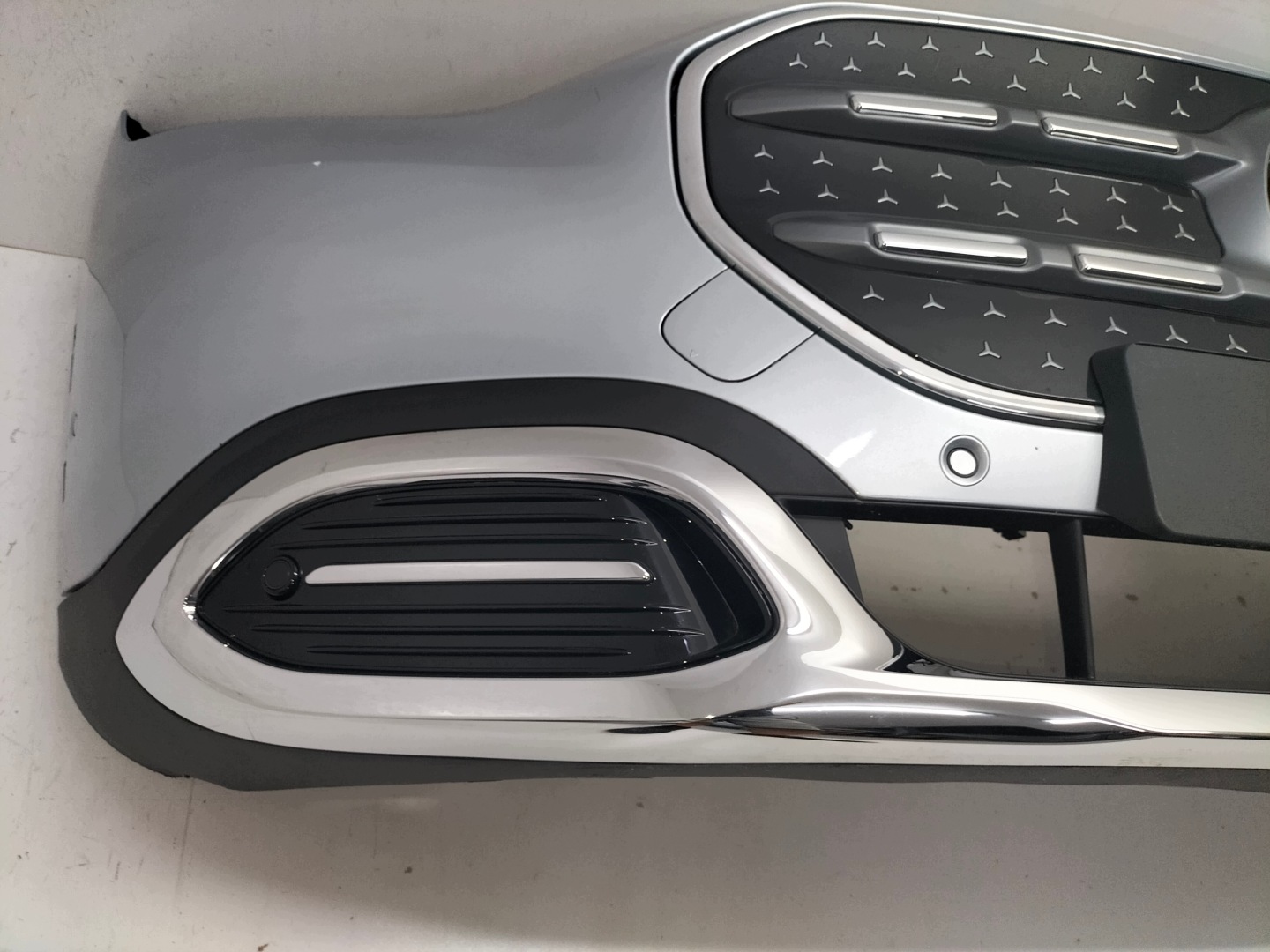 front bumper front MERCEDES GLB X244 II 26- ELEKTRYK