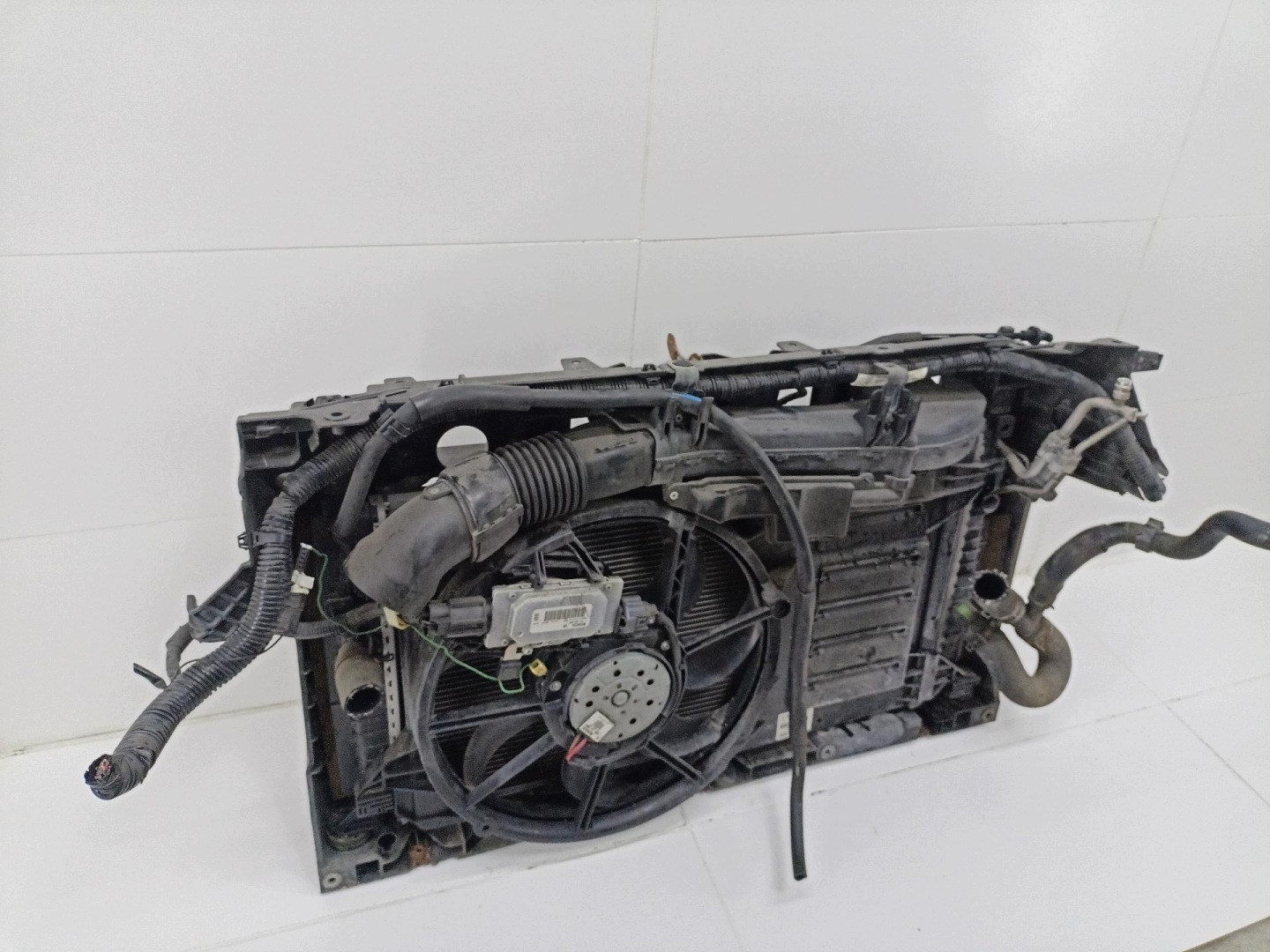 support panel for radiators pillar iron Mazda 3 2 BL 2010 6130307100