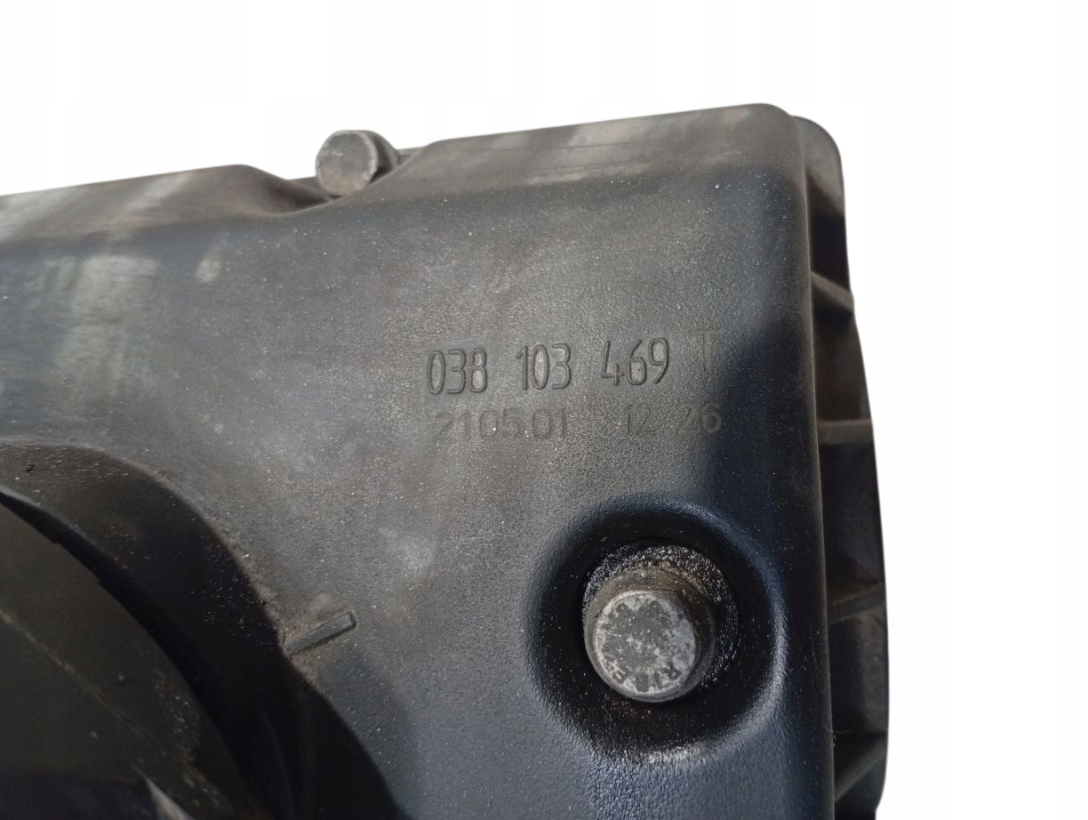 Abdeckung der Ventile AUDI A4 B6 1.9 TDI 038103469T