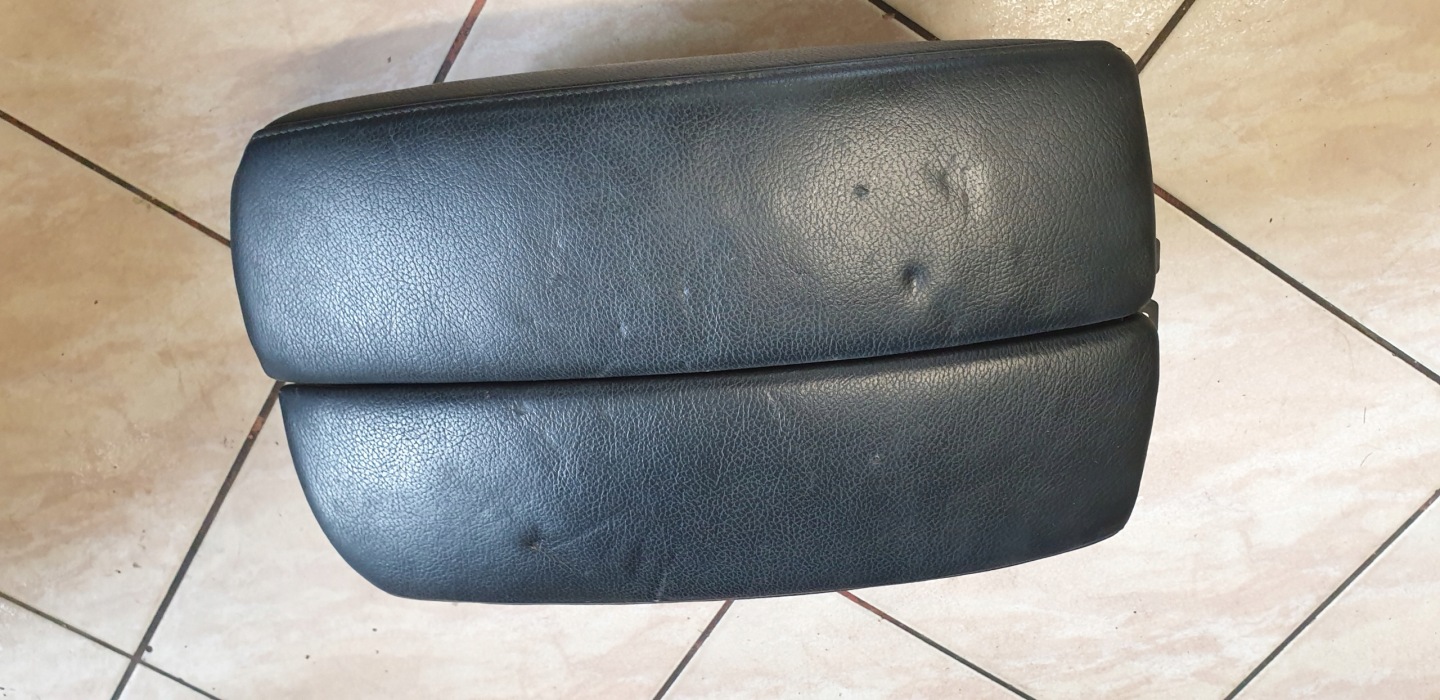 armrest central black leather passenger compartment BMW X5 E70 X6 71 E71 OE EU