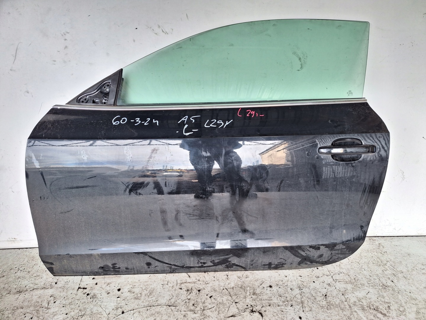 AUDI A5 8T COUPE 08-13 door left front LZ9Y