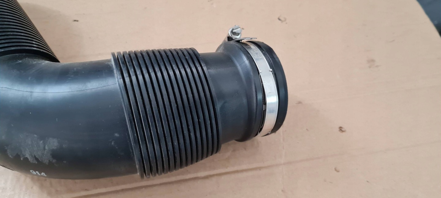 Q3 83A wiring pipe air 2.0 TFSI 5QF129654AA