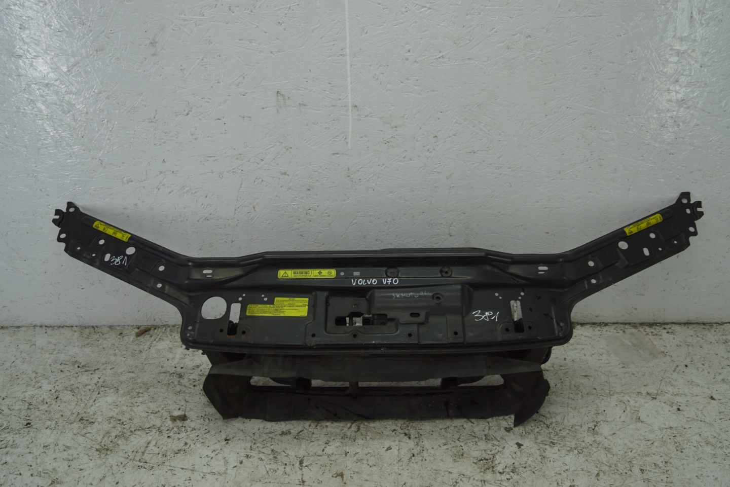 support panel for radiators pillar iron VOLVO V70 XC70