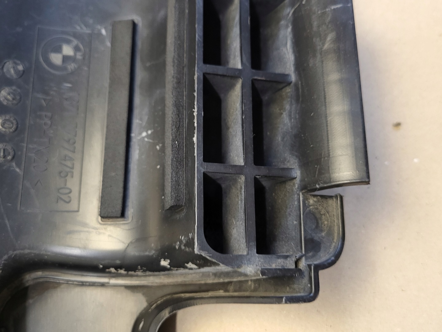 tube intake drain air BMW 1 E87 E88 E81 E82 N47 2.0 D 7797475 OE EU