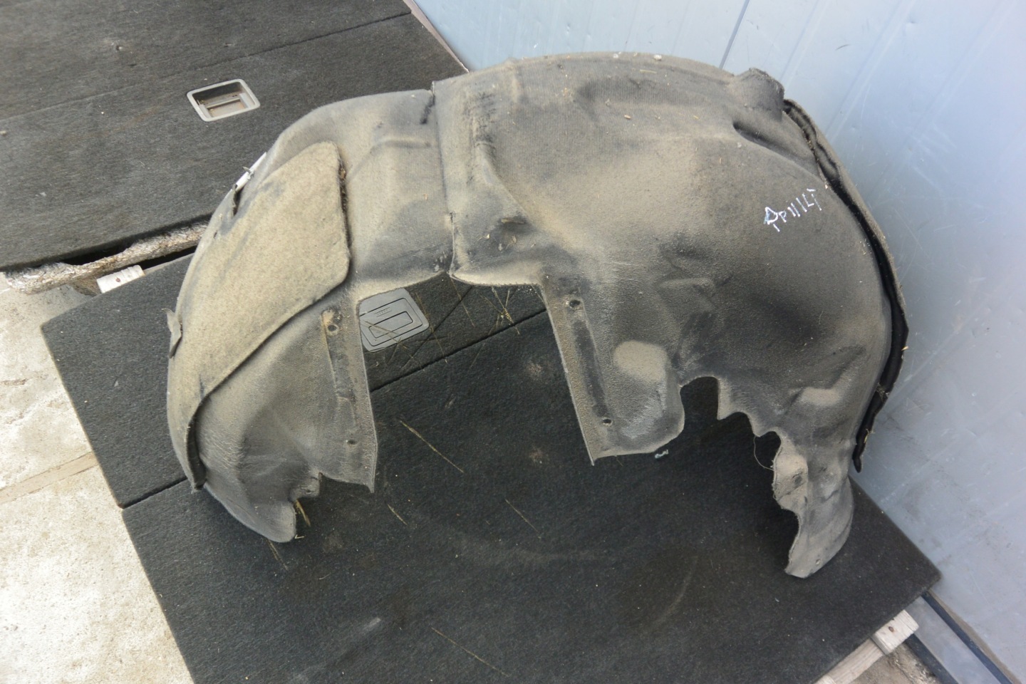 mudguard left rear part rear. MASERATI QUATTROPORTE VI