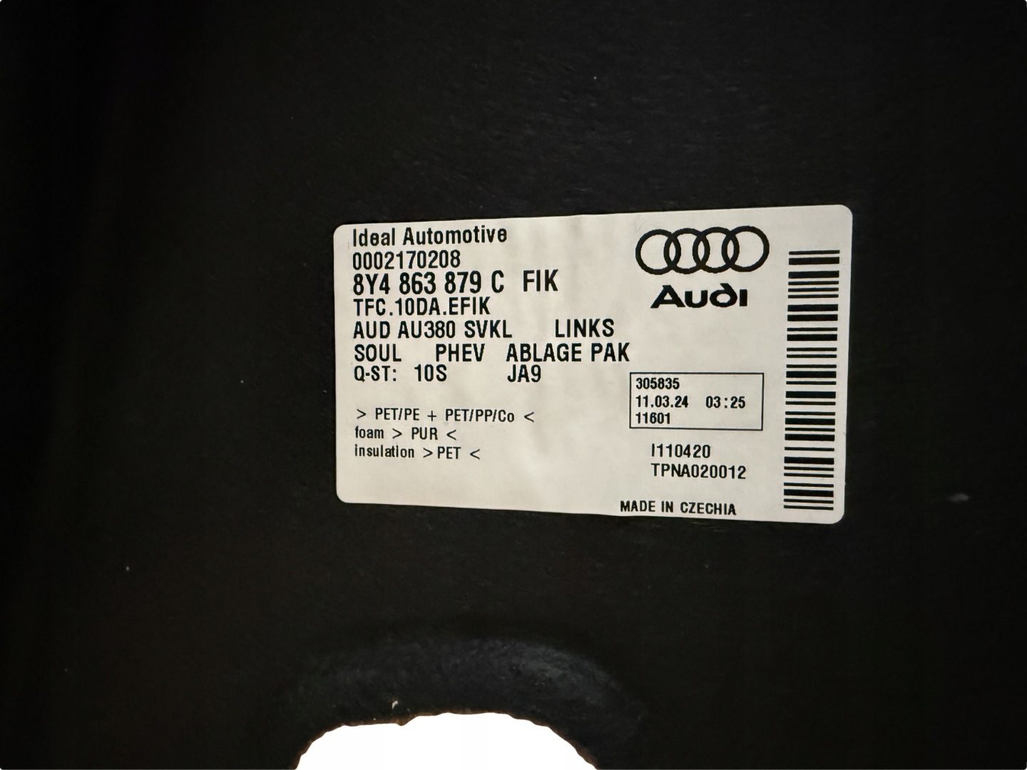 AUDI A3 8Y SPORTBACK boot upholstery left