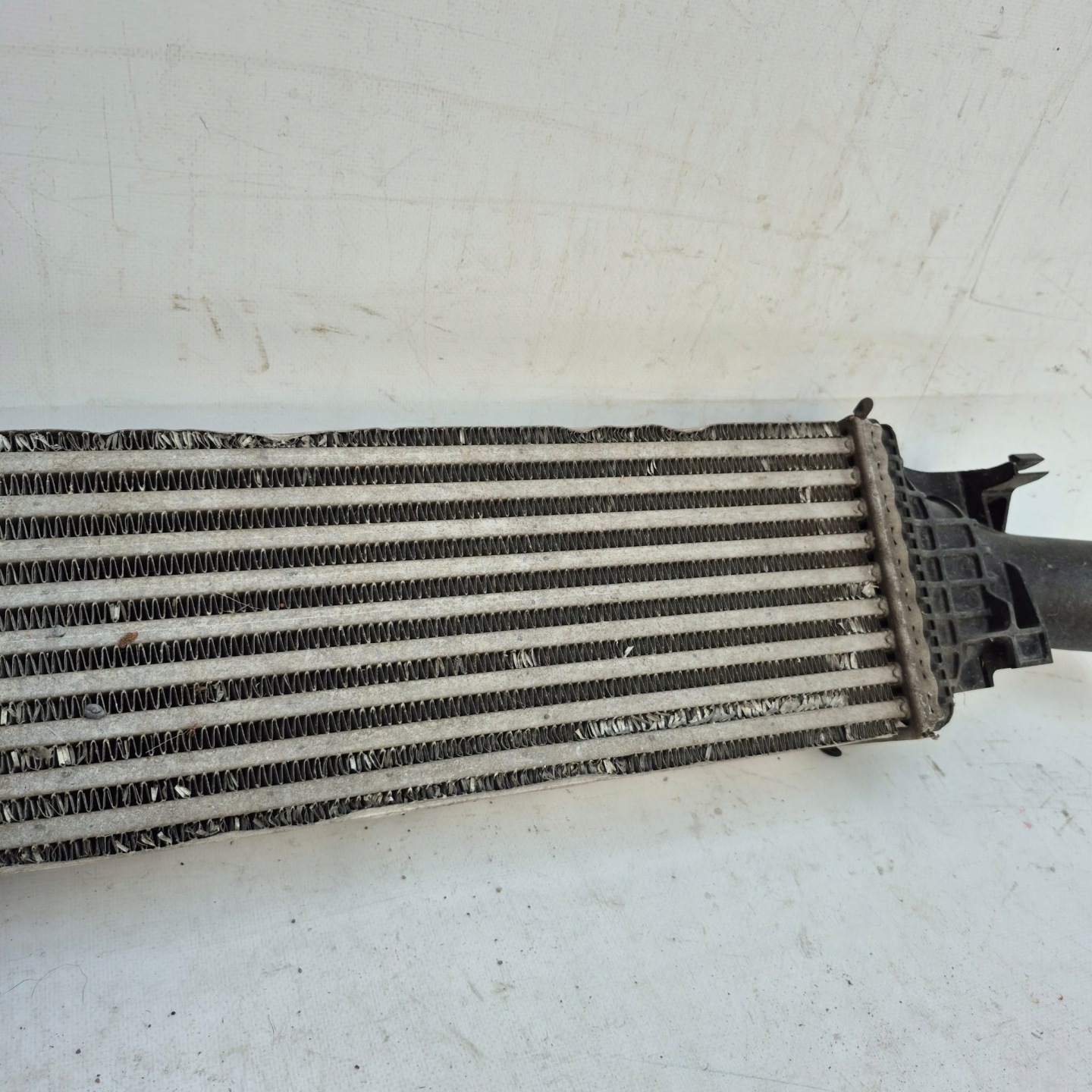 AUDI A4 B8 A5 8T INTERCOOLER Kühler luft 8K0145805P