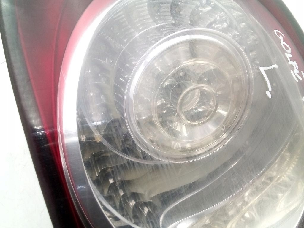 VW Golf V 5 plusz + lámpa bal hátsó hátso 5M0945095N