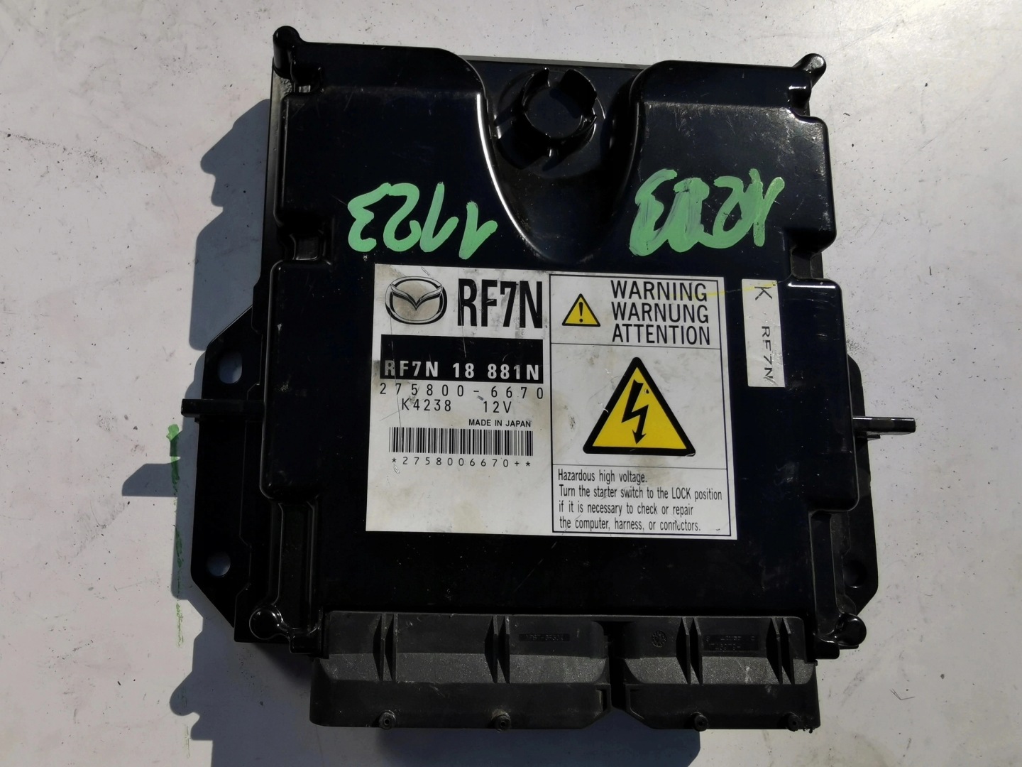 MAZDA 5 2.0D RF7N18881N 275800-6670 Computer ECU