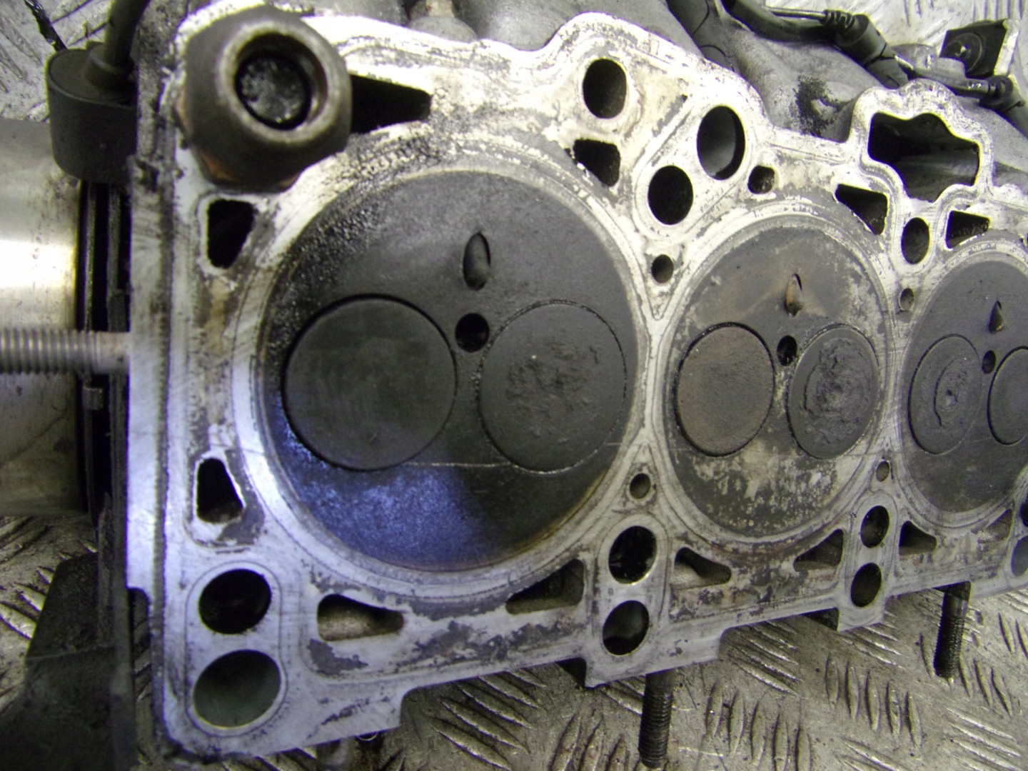 TESTATA VOLKSWAGEN PASSAT B5 038103373 1.9 TDI