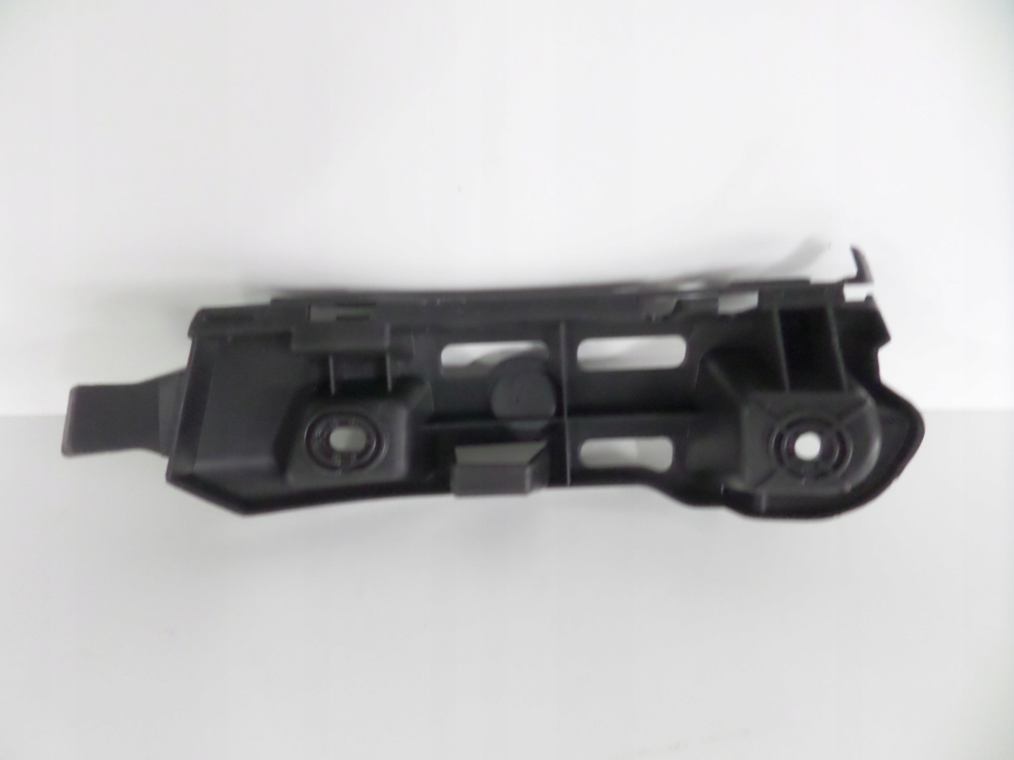bumper bracket rear part right SKODA SUPERB III 15- SDN