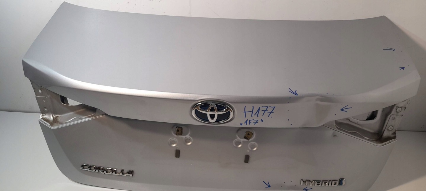 Toyota Corolla E210 E21 sedan rear trunk door boot (H177)