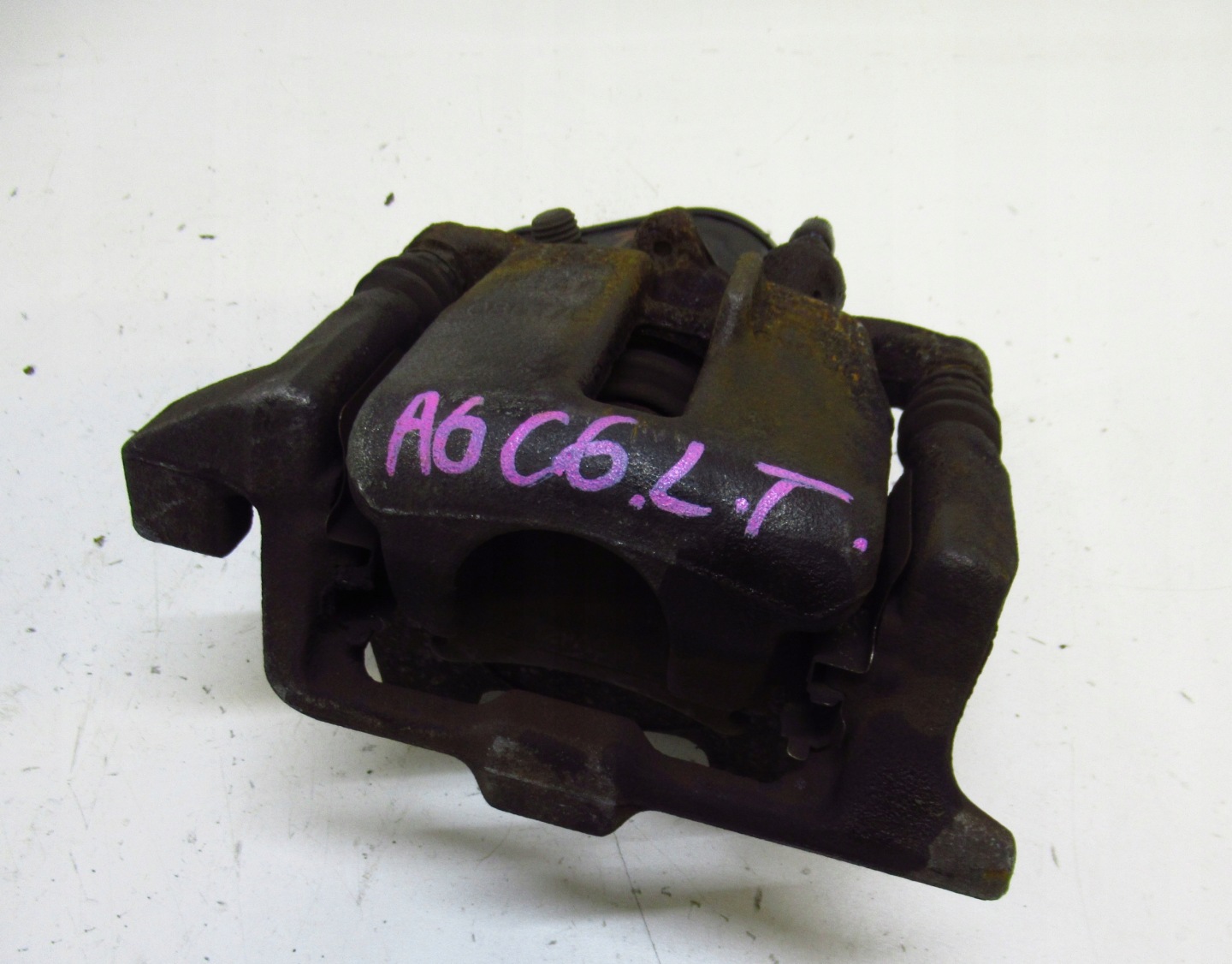 AUDI A6 C6 3.0 TDI caliper brake rear part left