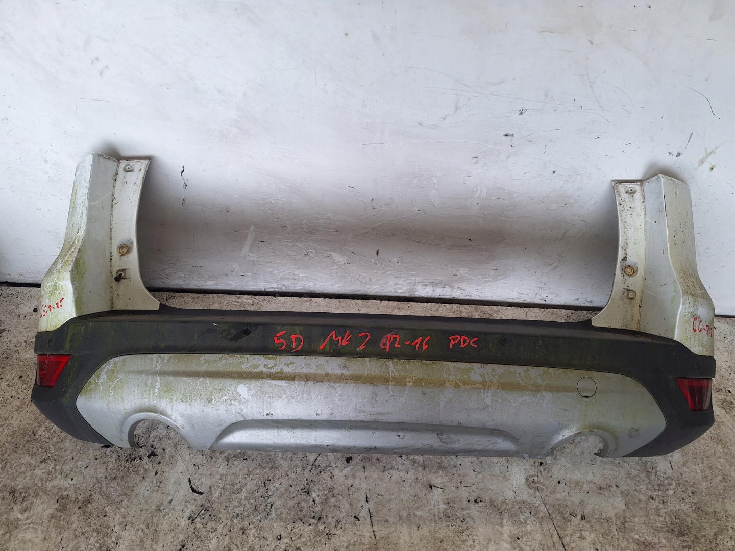 FORD KUGA MK2 12-16 bumper rear part + PDC 5D