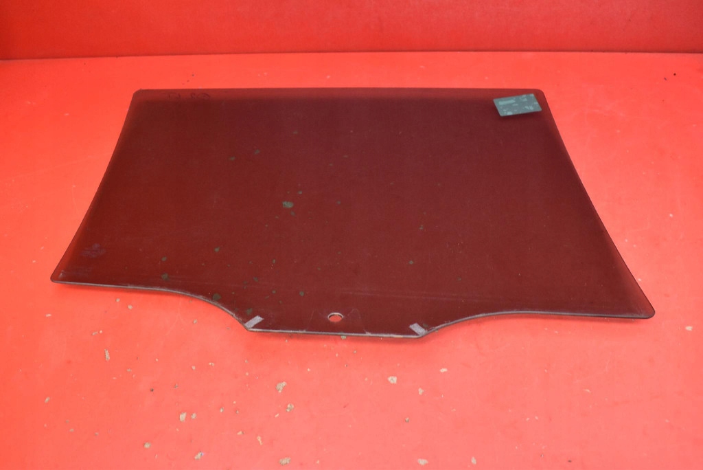 window side left rear part rear SKODA OCTAVIA 3 III 13-17
