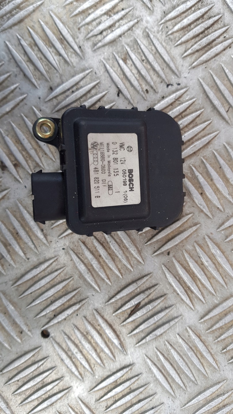 AUDI A6 C5 mini motor NAGZREWNICY 4b1820511b