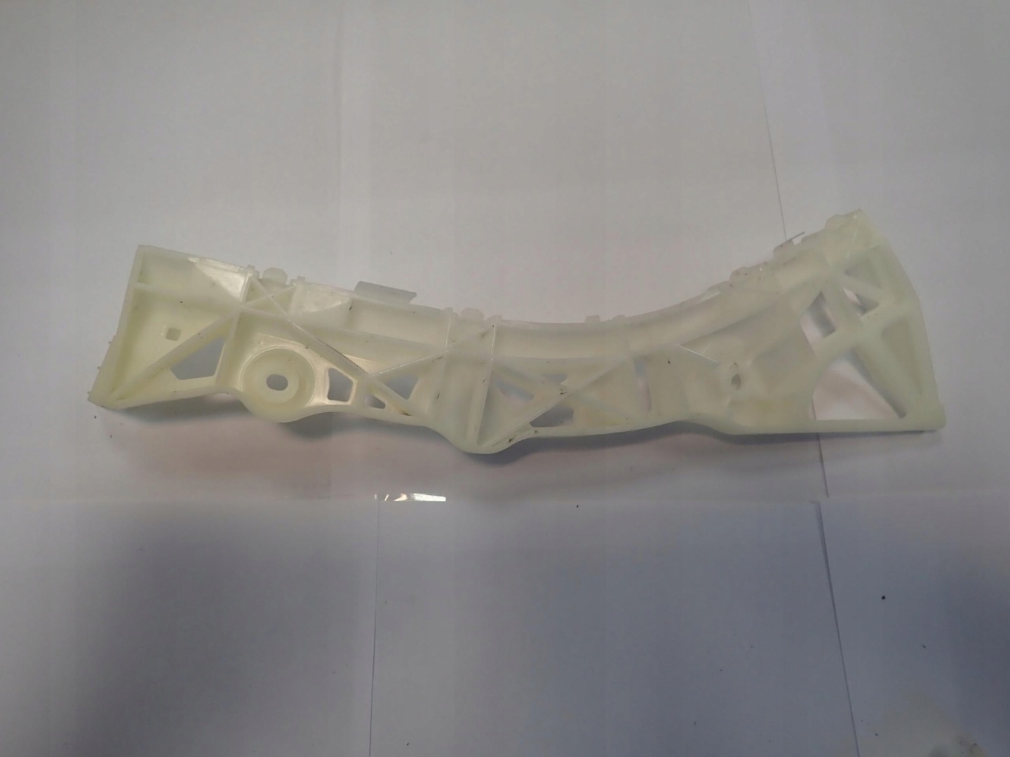 MAZDA 3 and 03-07 bumper bracket left right rear part
