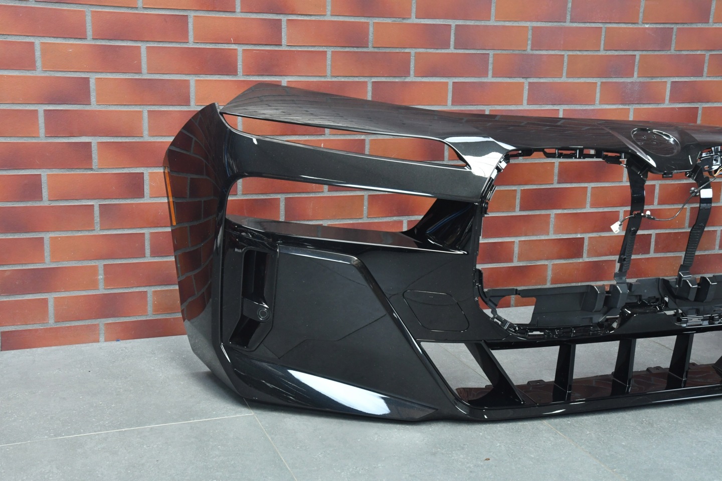 bumper front front BMW 7 G70 m-packet USA dismantling 475