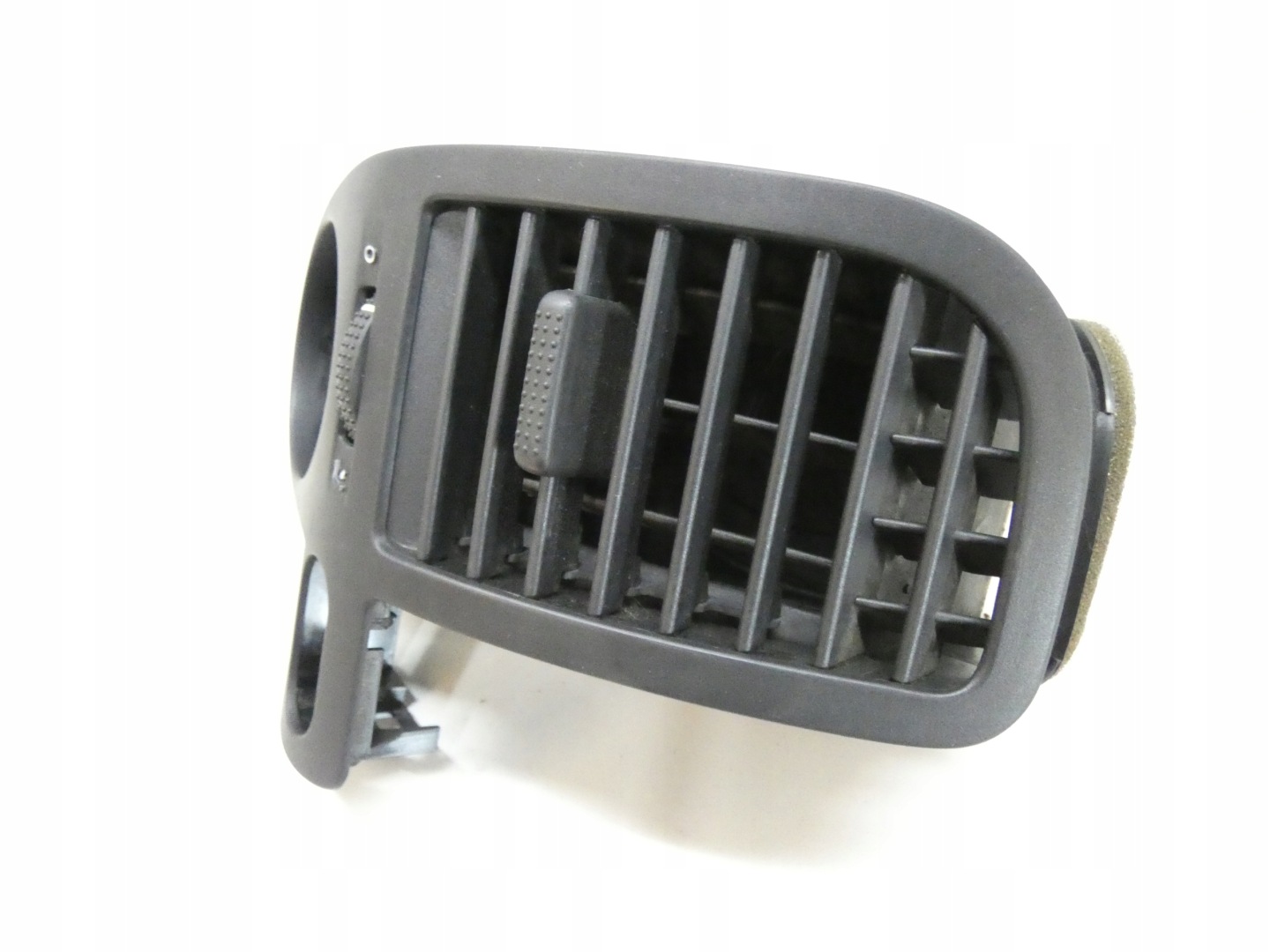 grid air conditioning devices left VW LUPO AROSA 98-05 6X1819703A