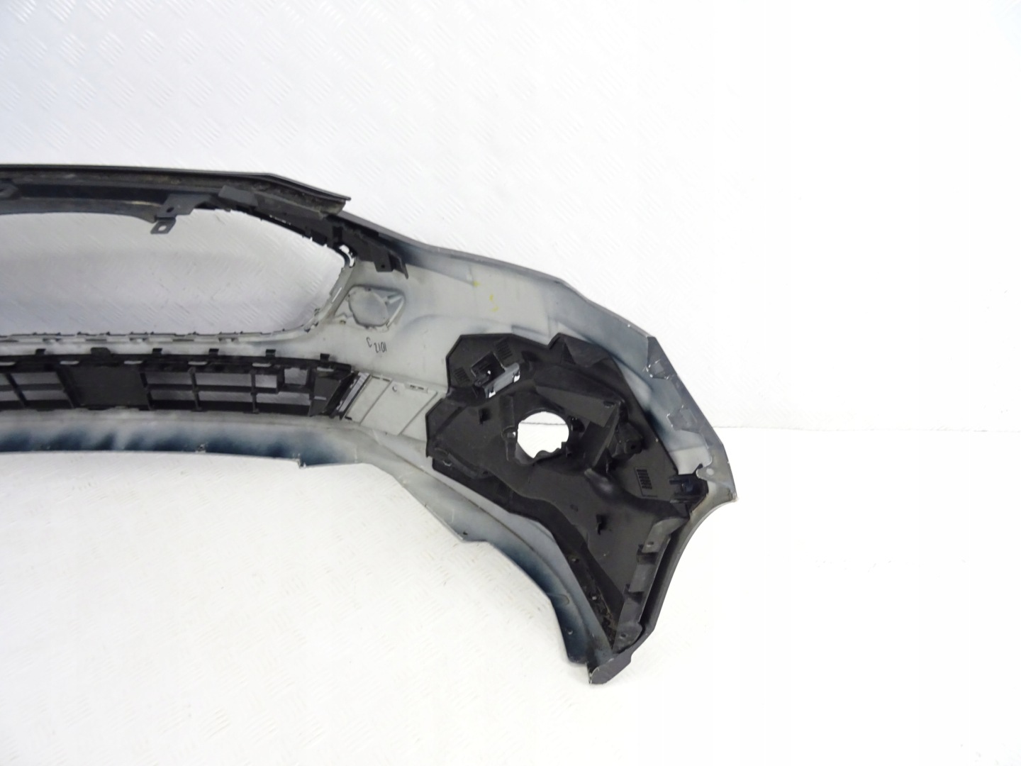FORD FOCUS MK4 IV VINGALE nárazník predok predný
