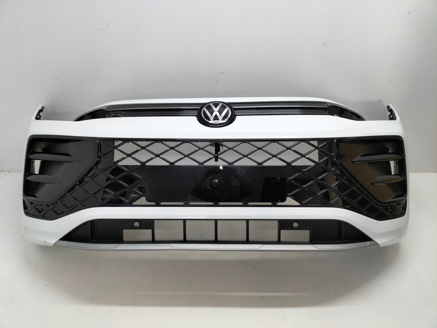 front bumper front VW TAYRON 24- R-LINE