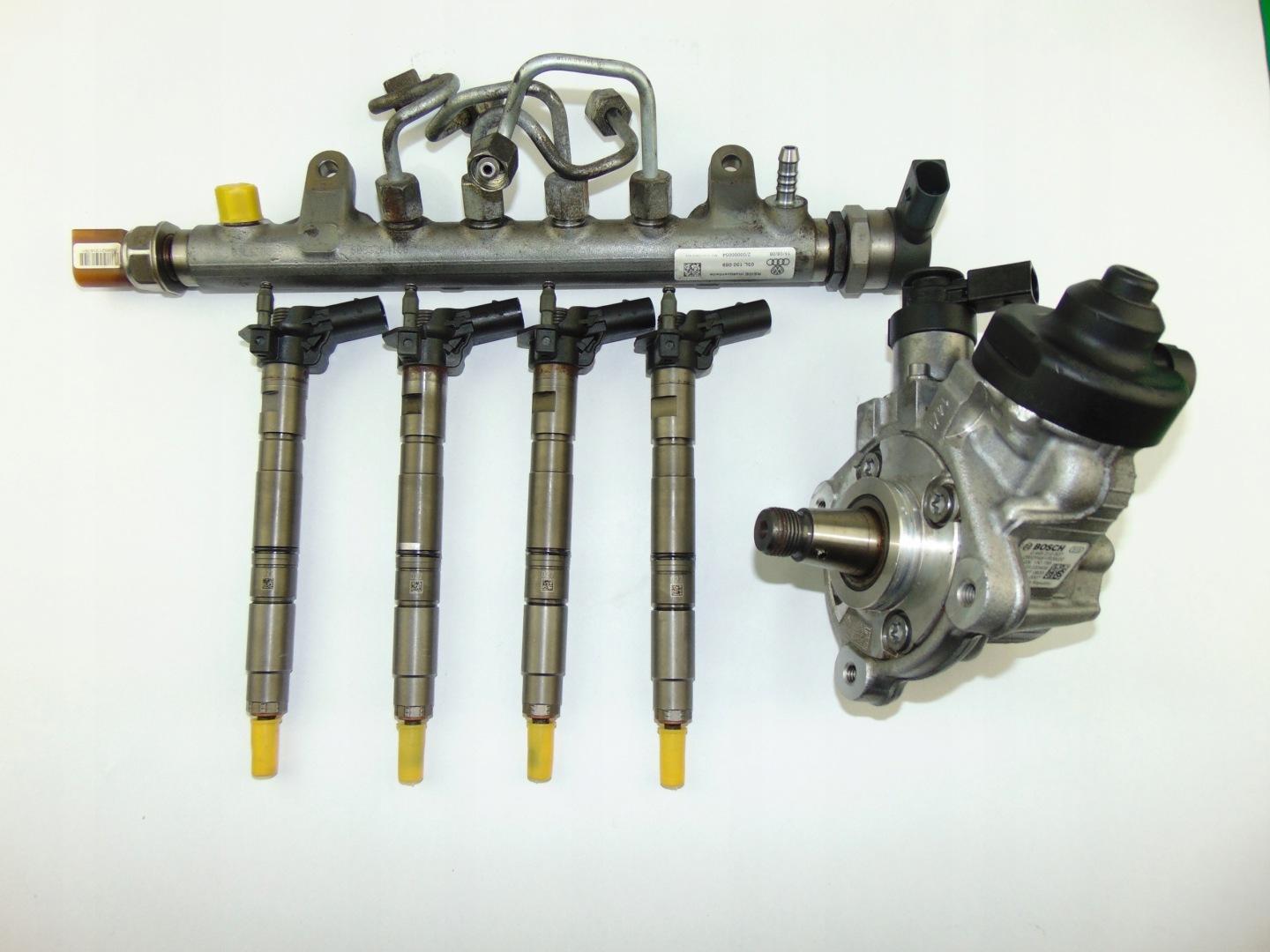 nozzles injection pump moulding 2,0TDI 03L130277 03L130755 without opilkow!!!