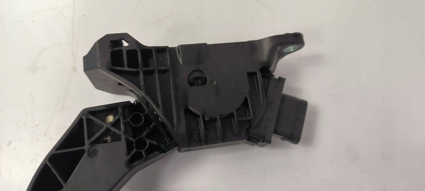 PEDAL 8W1723523 AUDI Q7 II 4M