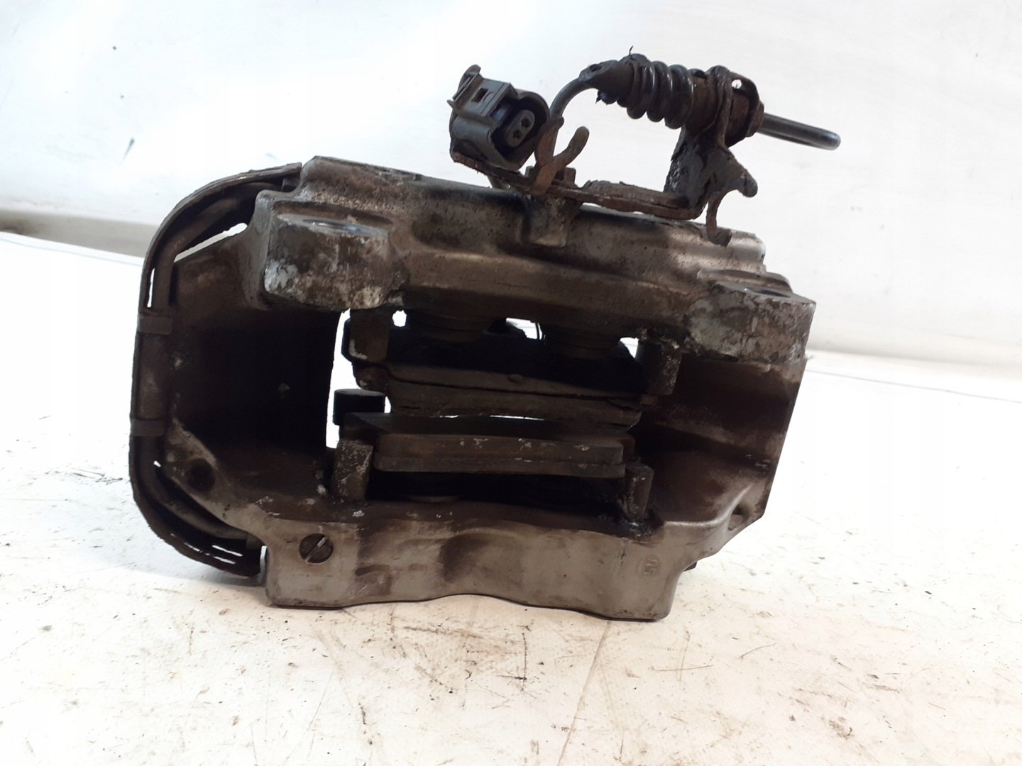 caliper brake rear part right CAYENNE 20.7673.04