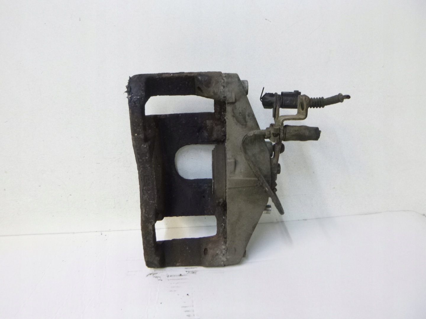 caliper brake front Audi A6 C5 2.5TDi 04r Avant