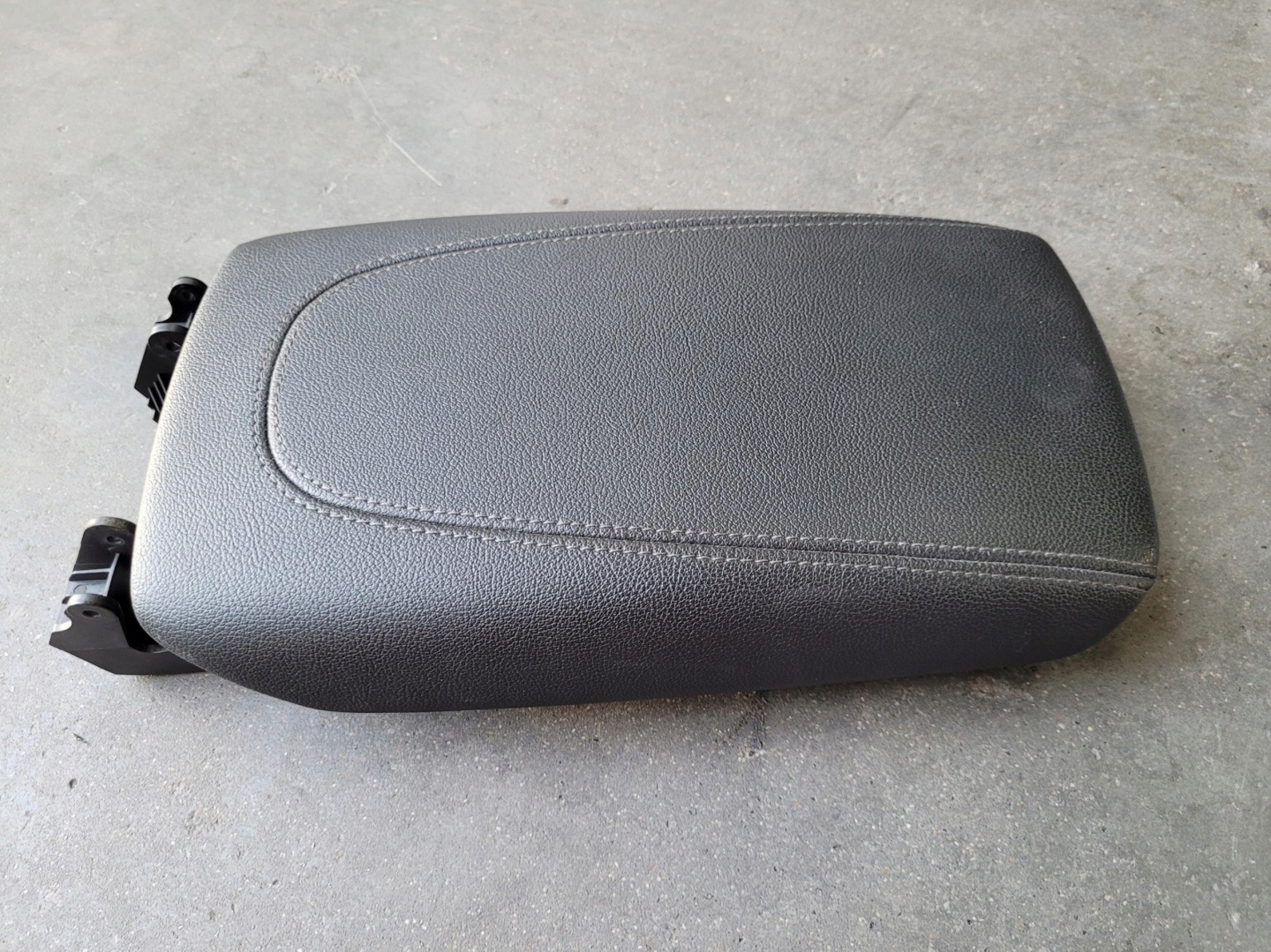 armrest OPEL INSIGNIA B