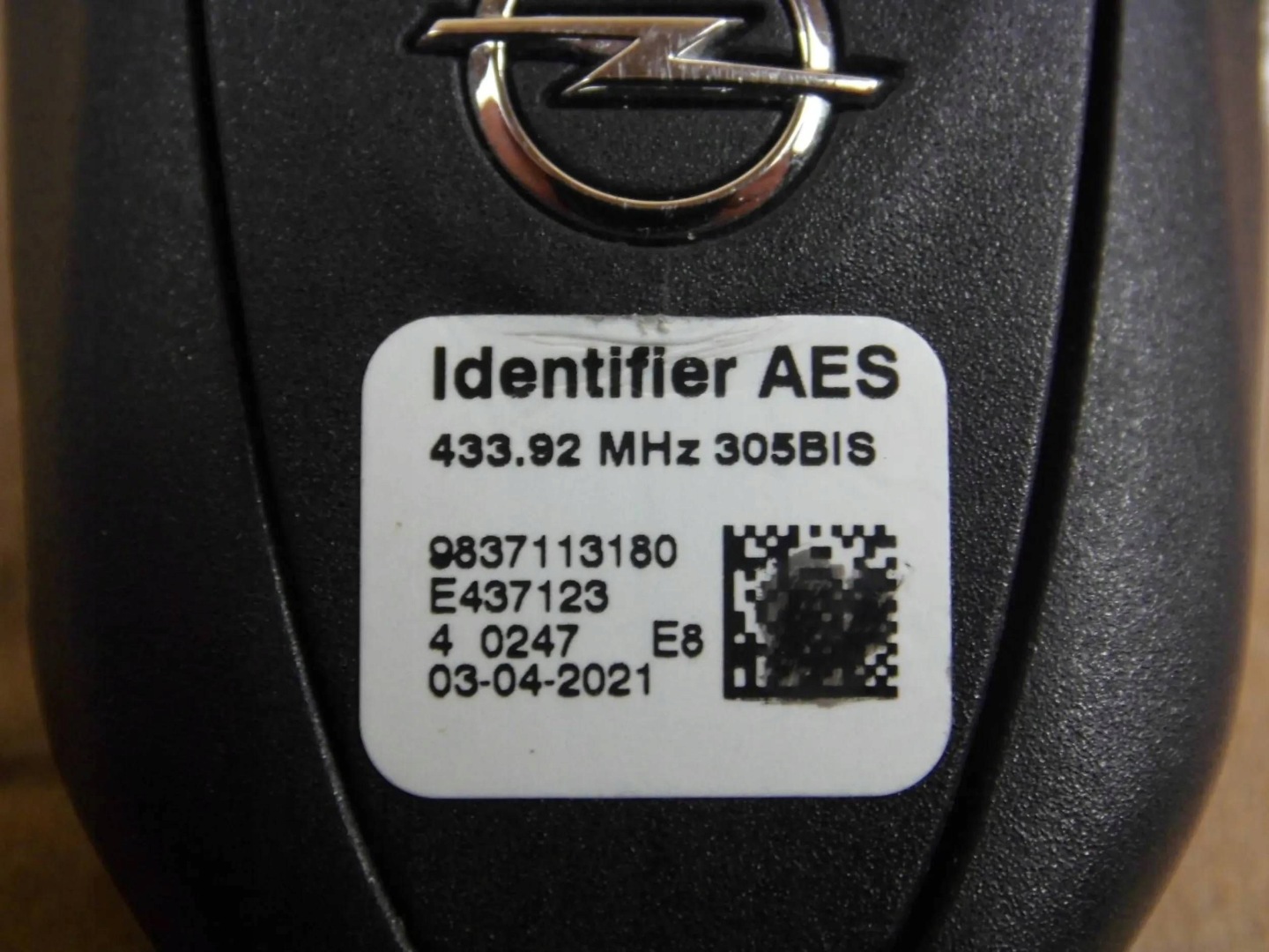 Opel Corsa F 2021 key pilot 9837113180