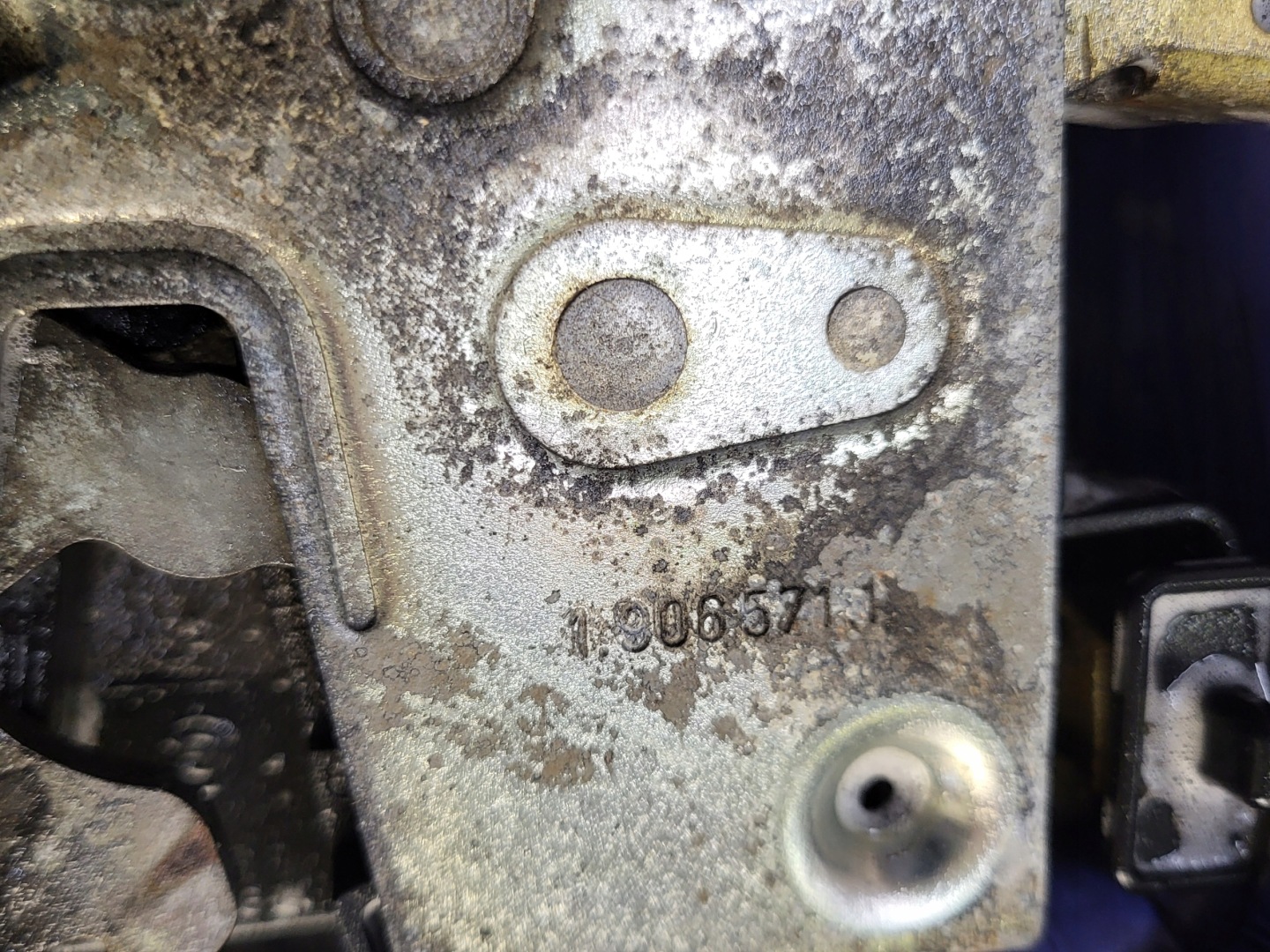 lock Z door left front CIEGNA BMW 3 E30 4D original 19065711