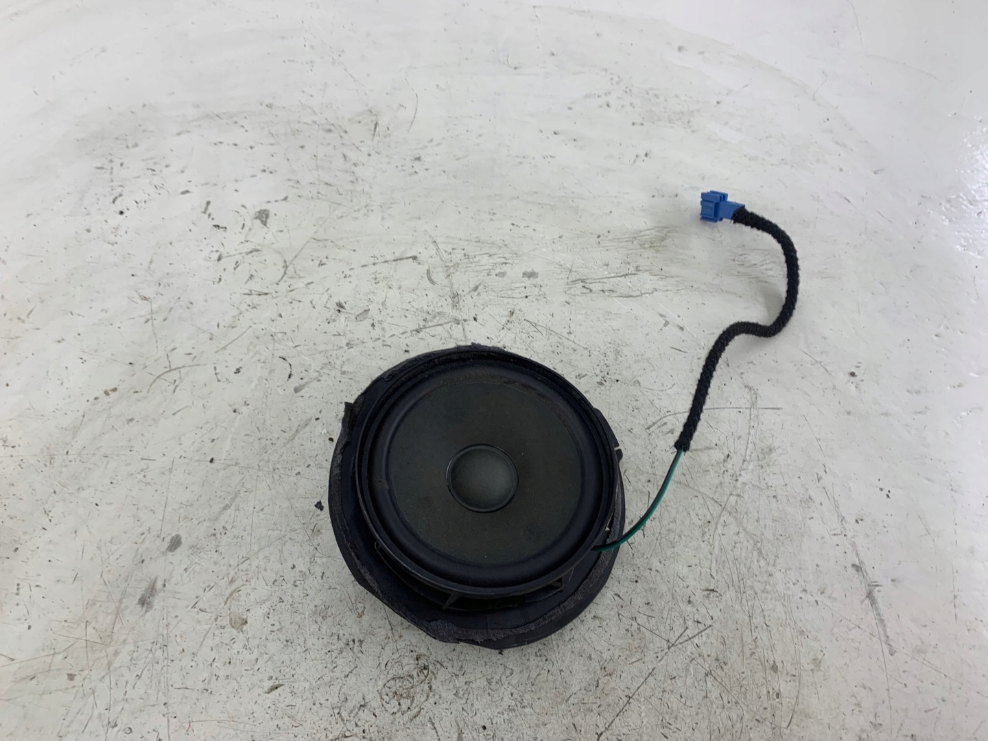 MERCEDES W211 speaker door front A2118203702