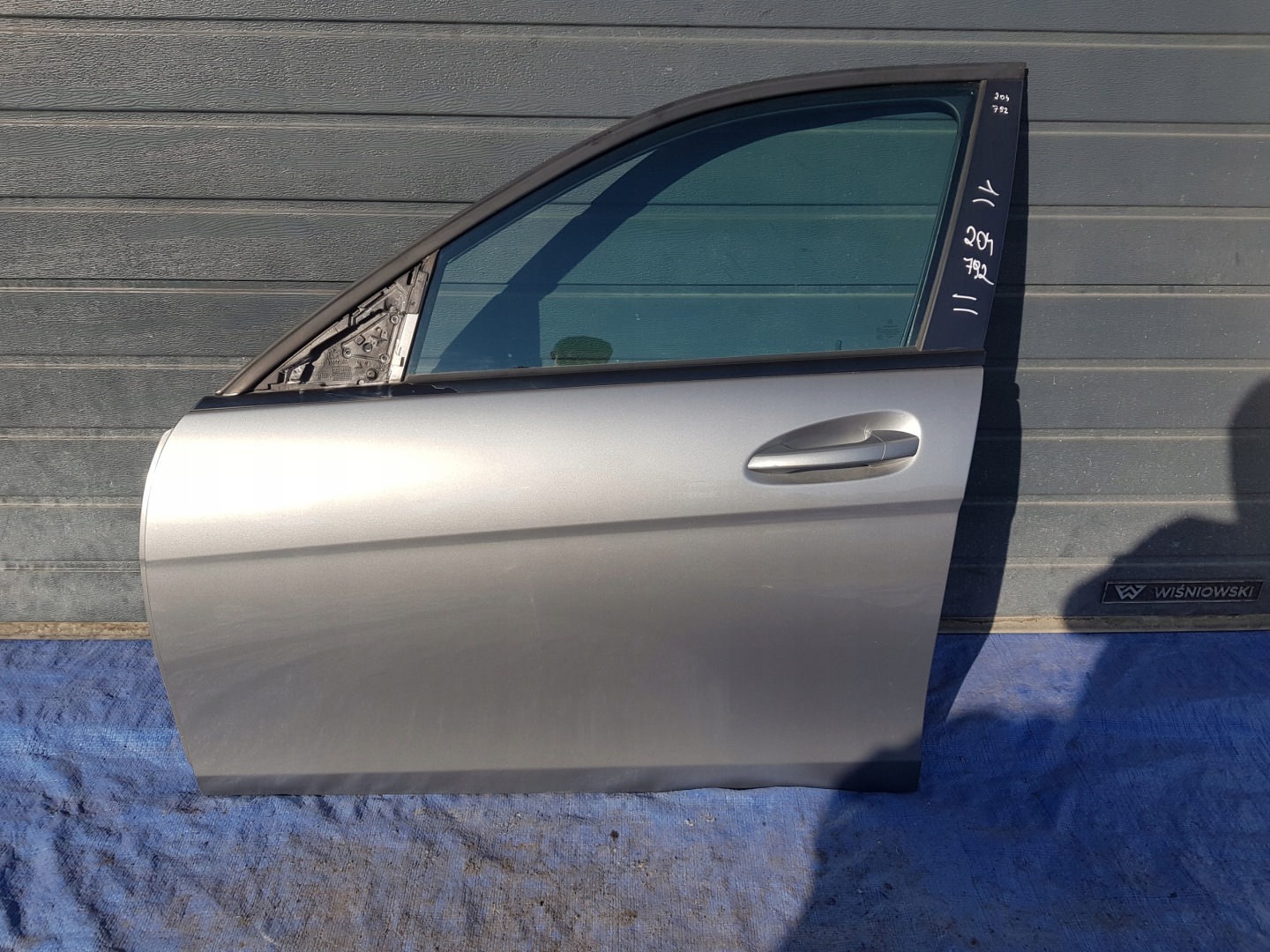 door left front MERCEDES W204 sedan KOMBI C792 792