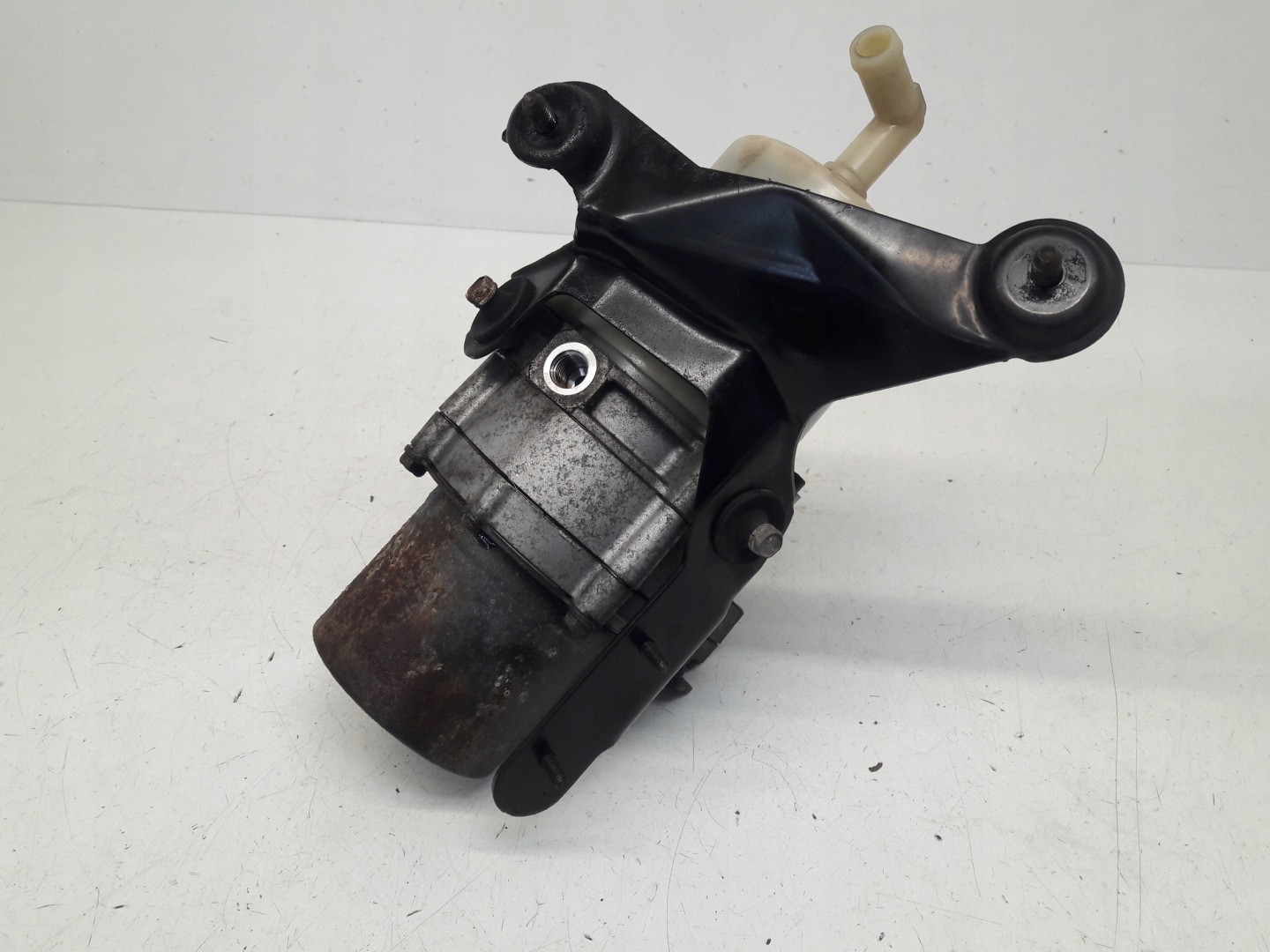 servo pump 99509705 Mazda 3 2,0i