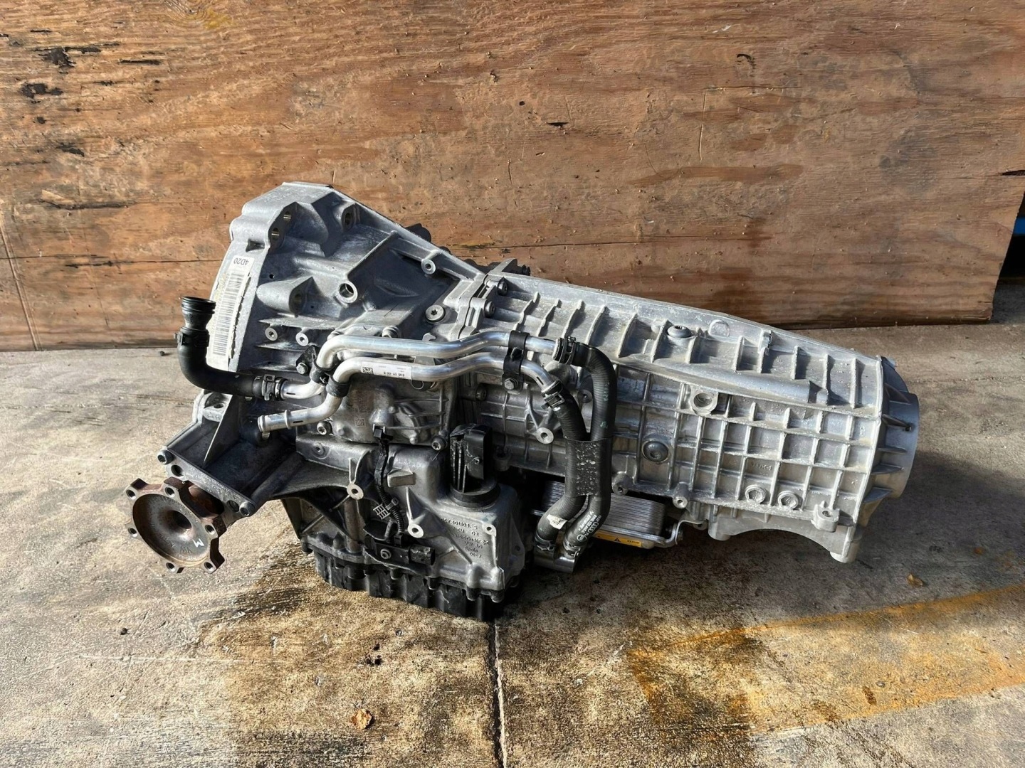 AUDI A4 A5 F5 Boîte de vitesses 2.0 TFSI Comme Neuf UML